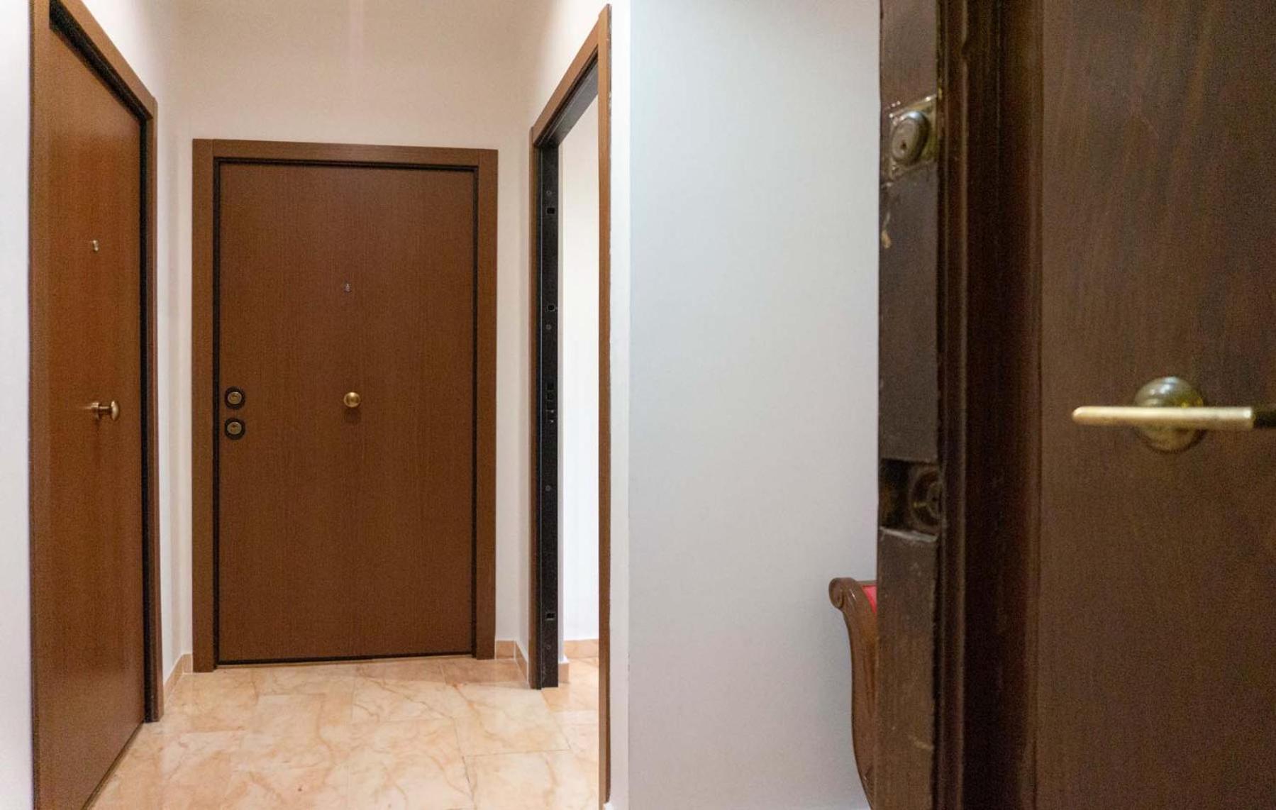 Colosseum Cosy Apartment Close To Metro Rome Exterior photo