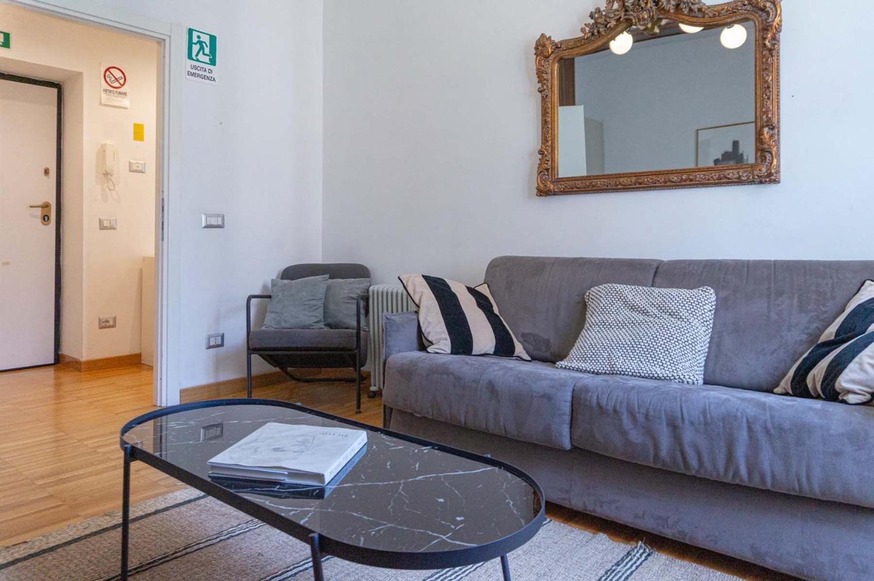 Colosseum Cosy Apartment Close To Metro Rome Exterior photo
