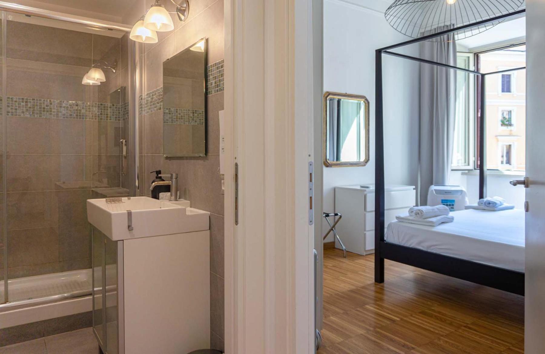 Colosseum Cosy Apartment Close To Metro Rome Exterior photo